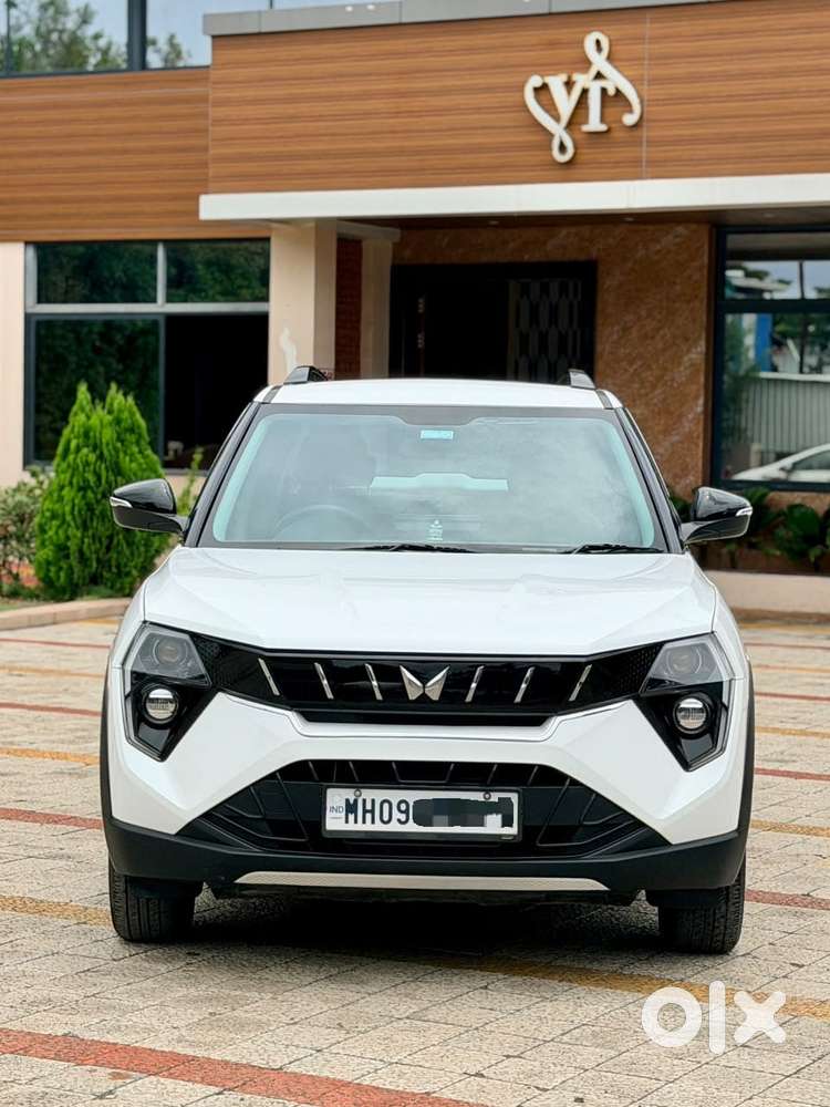 Mahindra Xuv 3xo Mx3, 2024, Petrol