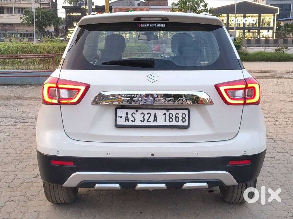 Maruti Suzuki Brezza 1.5 Zxi Smart Hybrid Dual Tone, 2022, Petrol