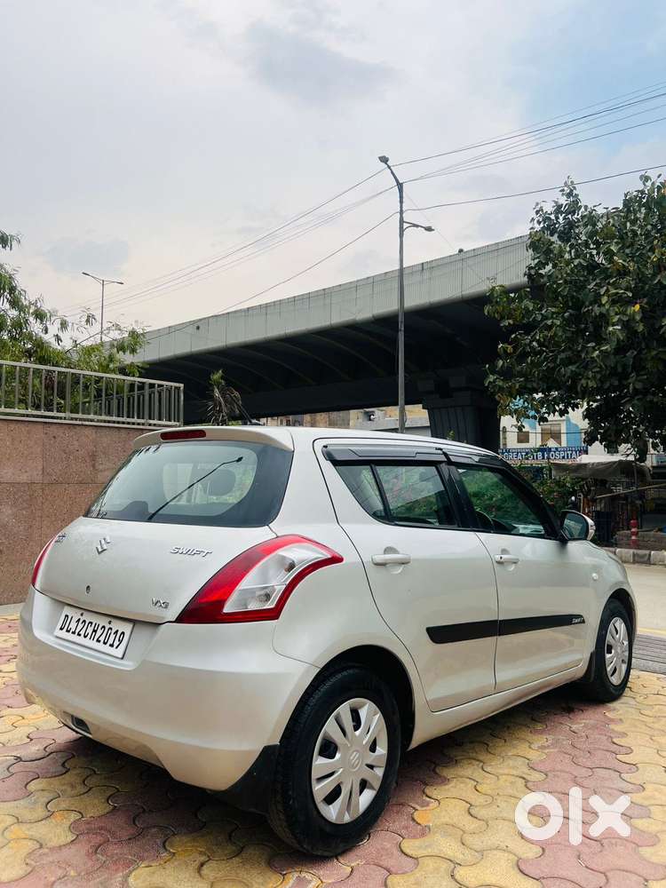 Maruti Suzuki Swift Vxi Optional, 2014, Cng & Hybrids