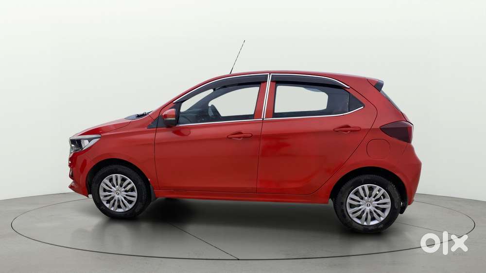Tata Tiago 1.2 Revotron Xt, 2020, Petrol