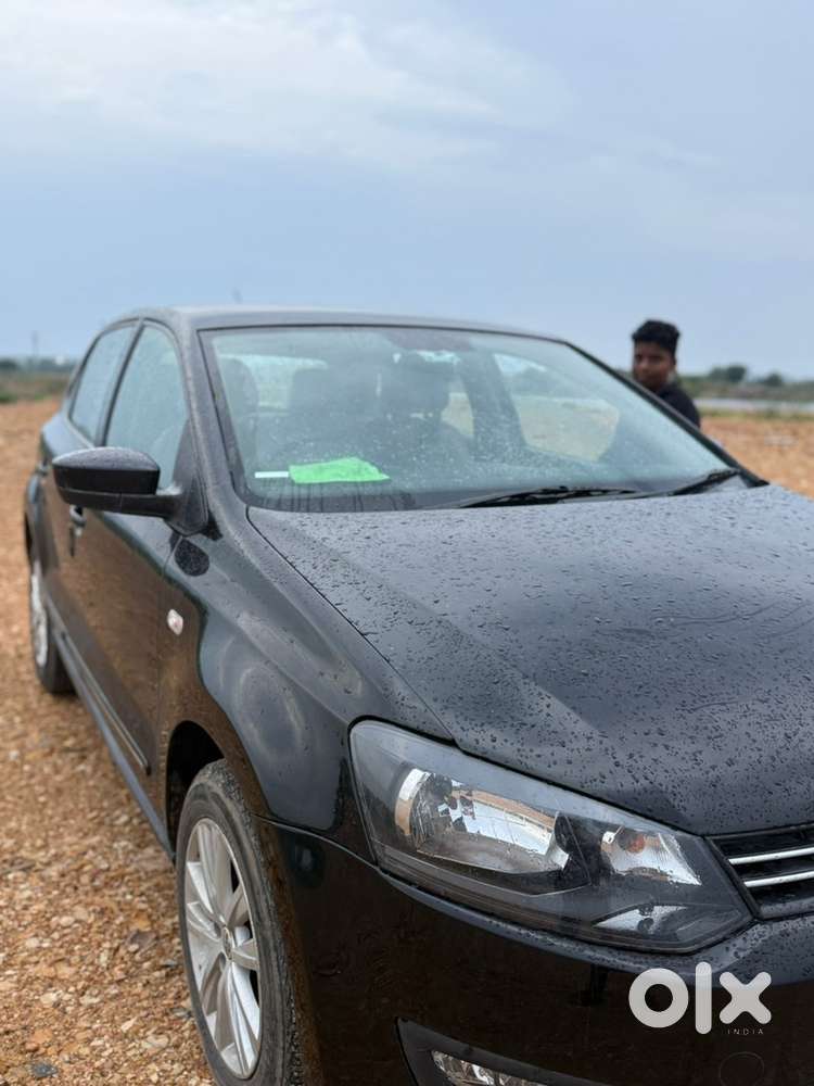Volkswagen Polo Highline 2013 Car