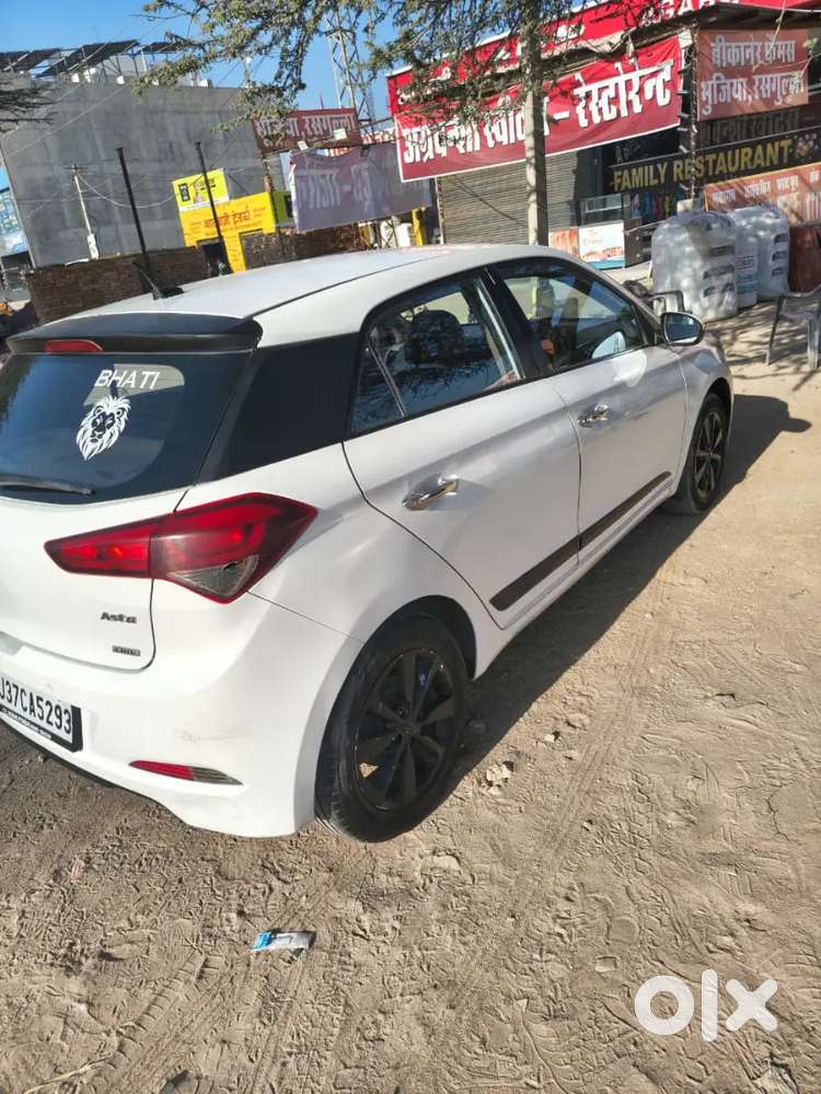 Hyundai I20 2015 Diesel 80000 Km Driven