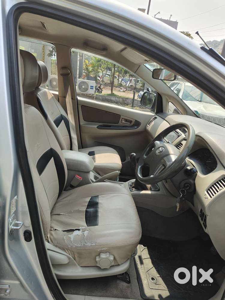 Toyota Innova 2.5 G (diesel) 7 Seater, 2014, Diesel