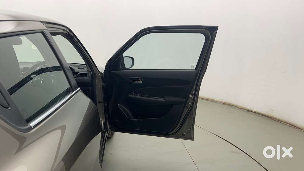 Maruti Suzuki Swift Vvt Vxi, 2021, Petrol