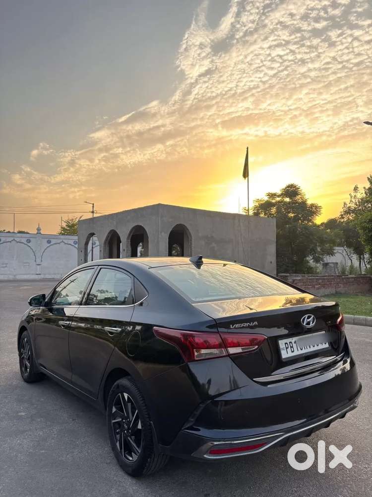 Hyundai Verna 1.5 Sx (o) Vtvt, 2022, Petrol