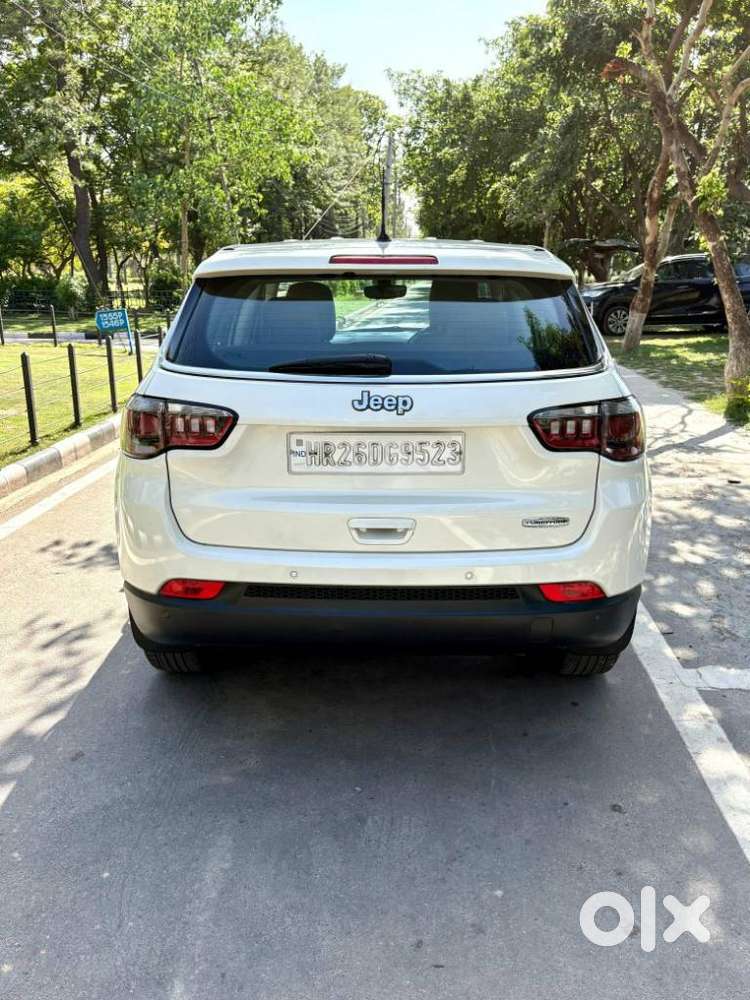 Jeep Compass 2.0 Longitude Option, 2017, Diesel