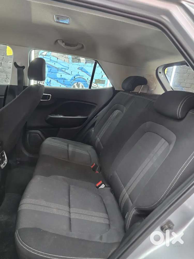 Vanue For Sell