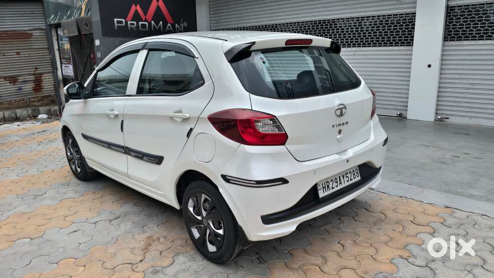 Tata Tiago 1.2 Revotron Xt (o), 2022, Petrol