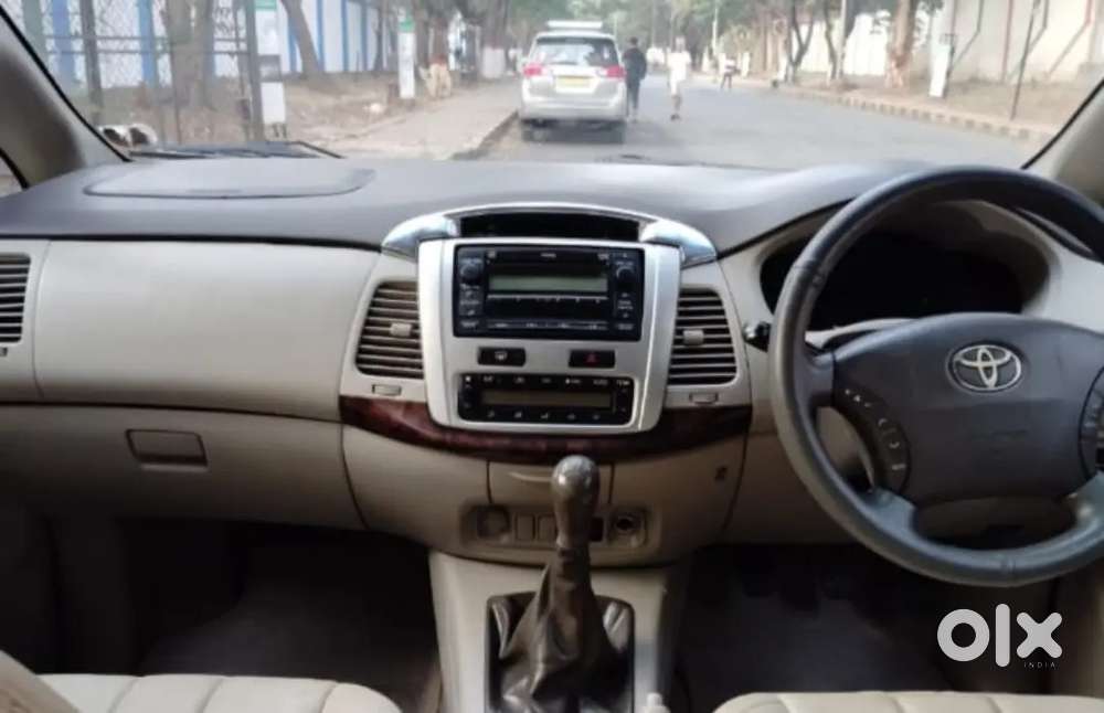 Toyota Innova 2009