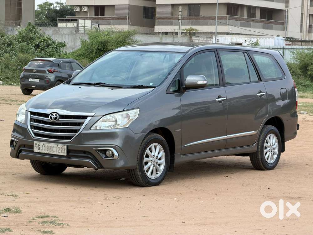 Toyota Innova 2.5 Vx 8 Str Bs-iii, 2013, Diesel