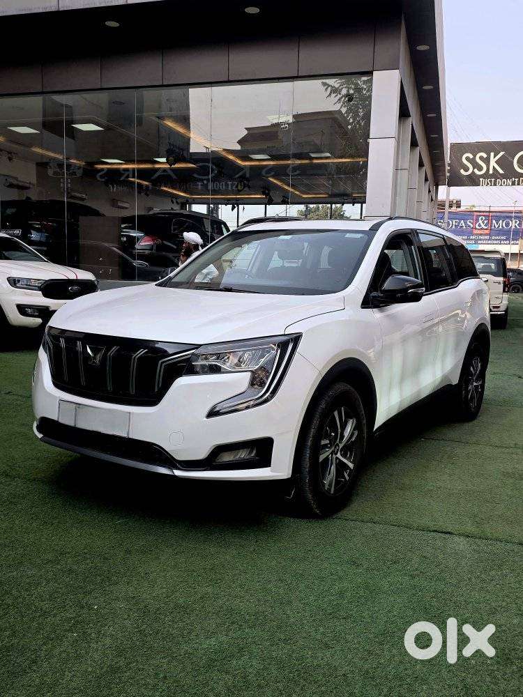 Mahindra Xuv700 2.2 Ax 5 Diesel At 7 Str, 2024, Diesel