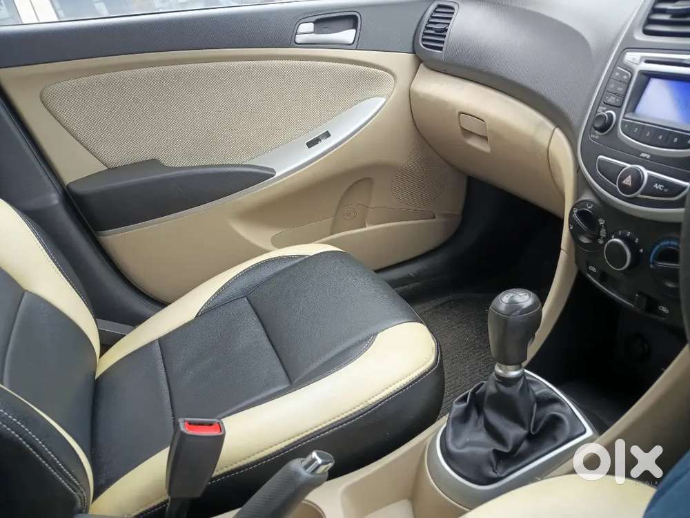 Lady Doctor Using Verna Petrol Low Km Service Book Showroom Condition