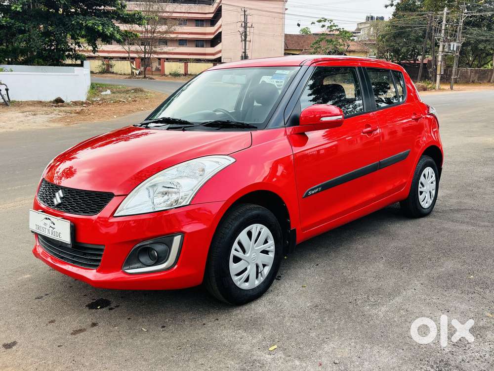 Maruti Suzuki Swift Vxi Abs Bsiv, 2015, Petrol