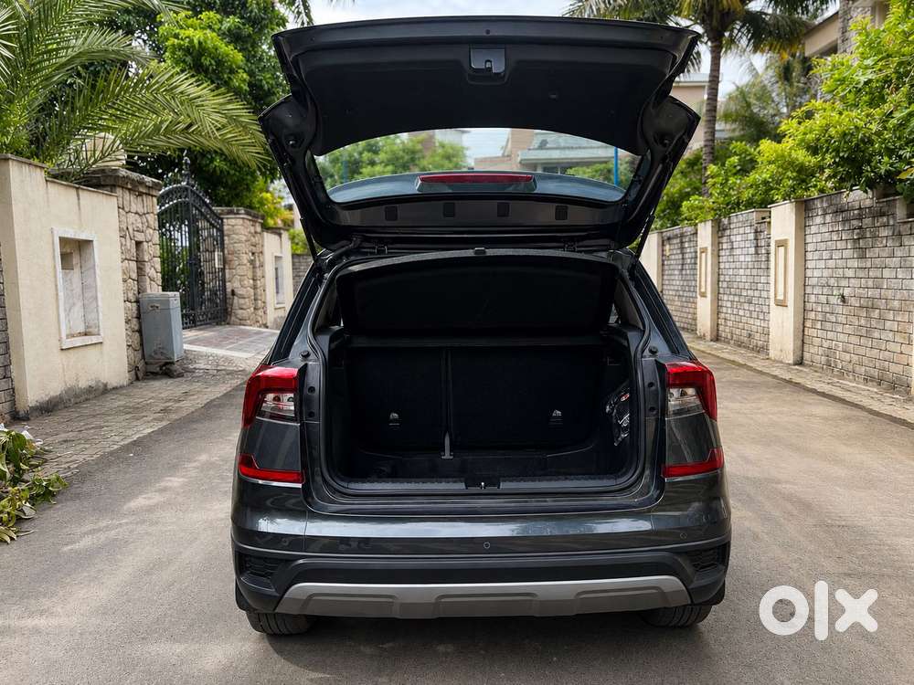 Skoda Kushaq 1.0 Tsi Style At, 2022, Petrol