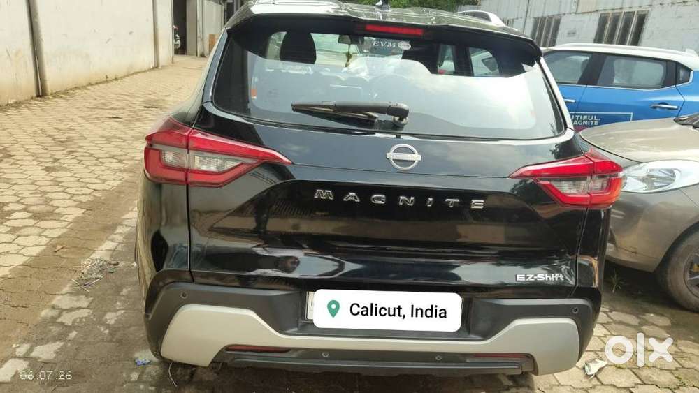 Nissan Magnite 1.0 Xv Premium, 2024, Petrol