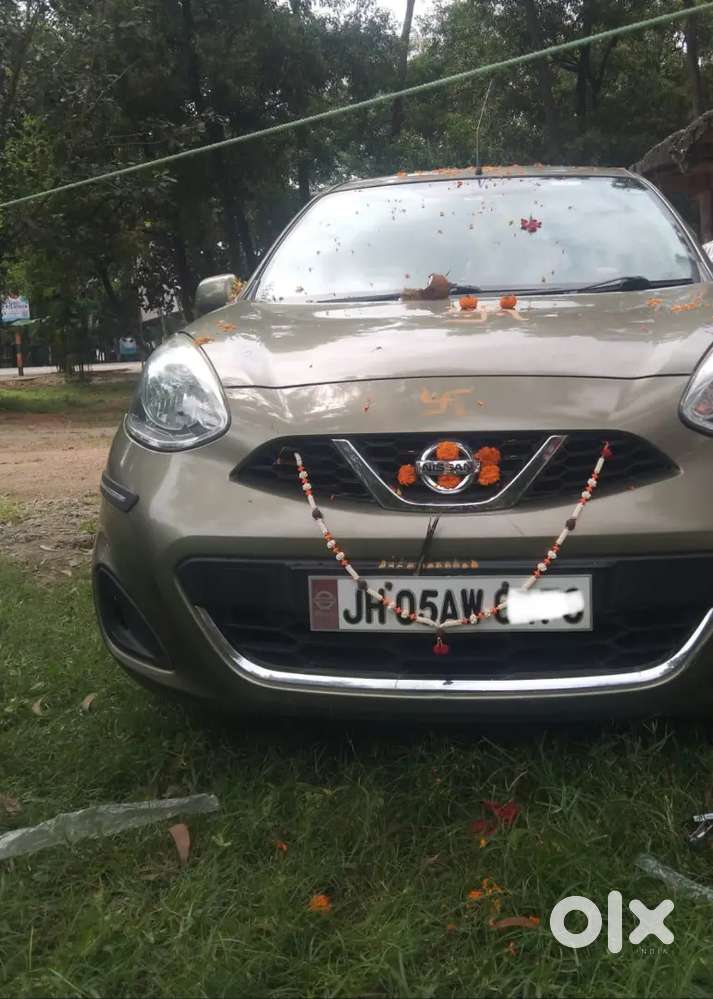 Nissan Micra Petrol Cvt 2013 ,