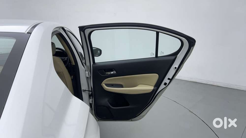 Honda City 1.5 Zx Cvt I-vtec, 2022, Petrol