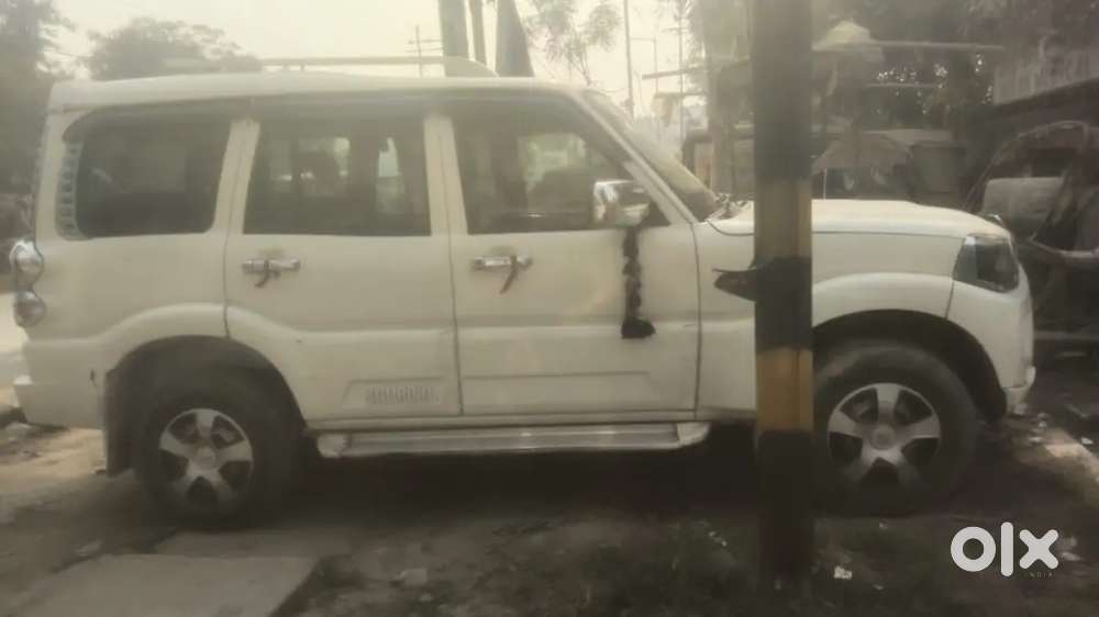 Mahindra Scorpio Classic 2.2 8 Year
