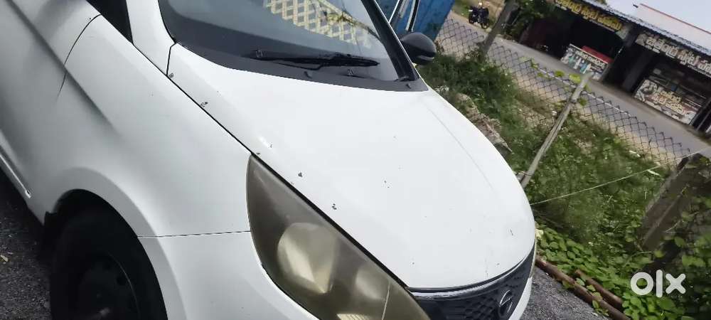 Tata Bolt 2016 Diesel 90000 Km 
Chilld Ac 
Engine Good