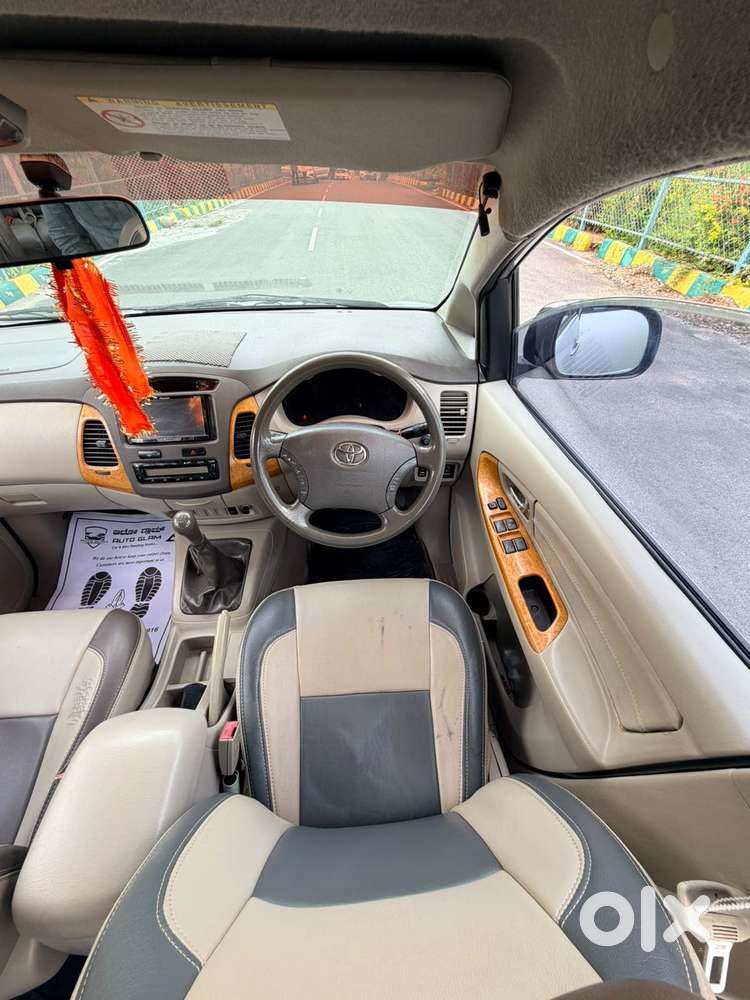 Toyota Innova 2.5 V 7 Str, 2009, Diesel