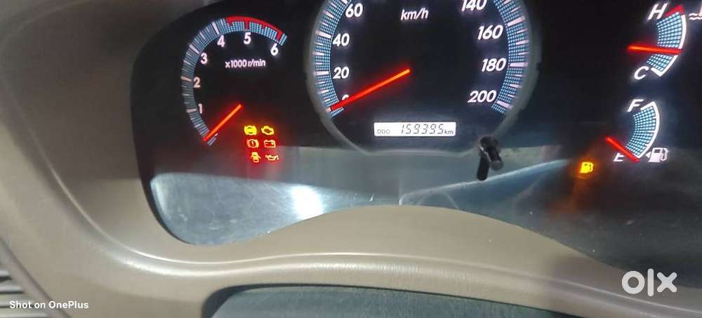 Toyota Innova 2.5 Vx 8 Str Bs-iii, 2015, Diesel