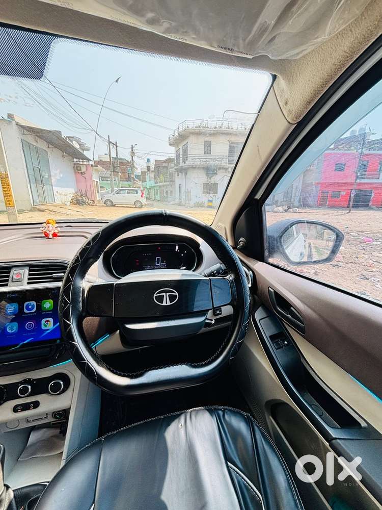 Tata Tigor ( Cng + Petrol )