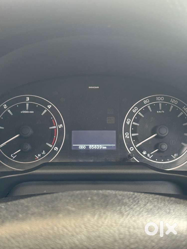 Toyota Innova Crysta 2016
