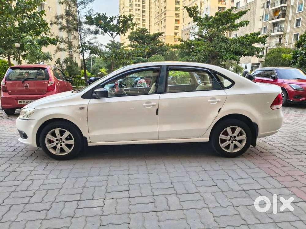 Volkswagen Vento Petrol Highline, 2011, Petrol