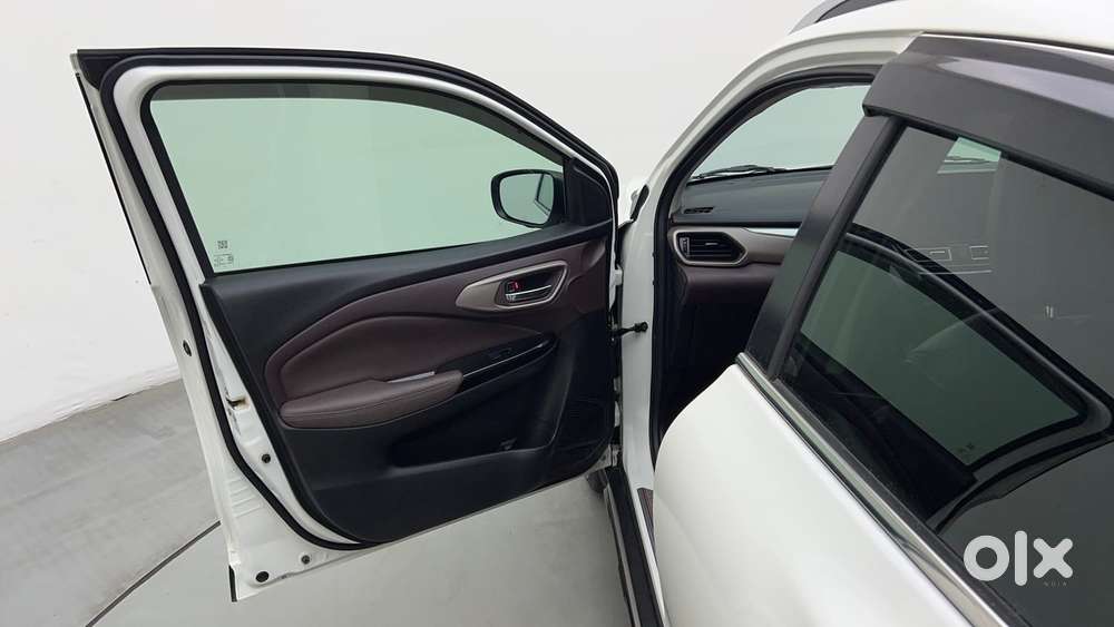 Maruti Suzuki Fronx Alpha 1.0l Turbo Mt, 2025, Petrol