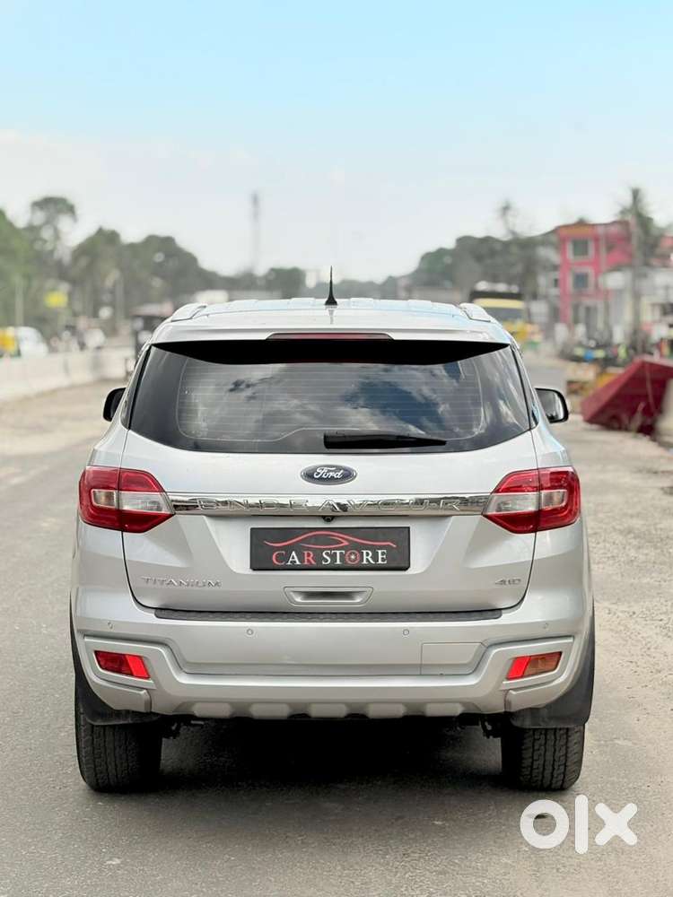 Ford Endeavour 3.2 Titanium At 4x4, 2016