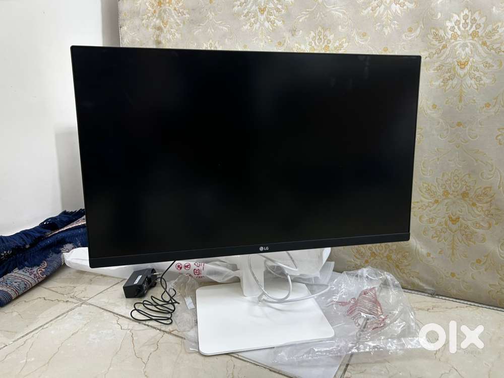 Brand New (Bill)LG Monitor 27 inches 27US550 Ultrafine UHF IPS Monitor