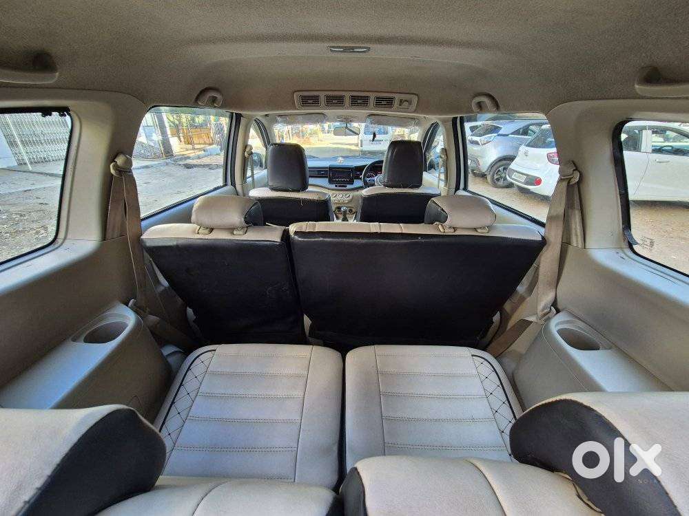 Maruti Suzuki Ertiga 2022-2023  Lxi, 2022, Petrol