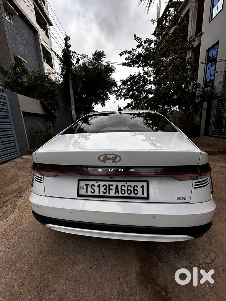 Hyundai Verna Petrol 2023