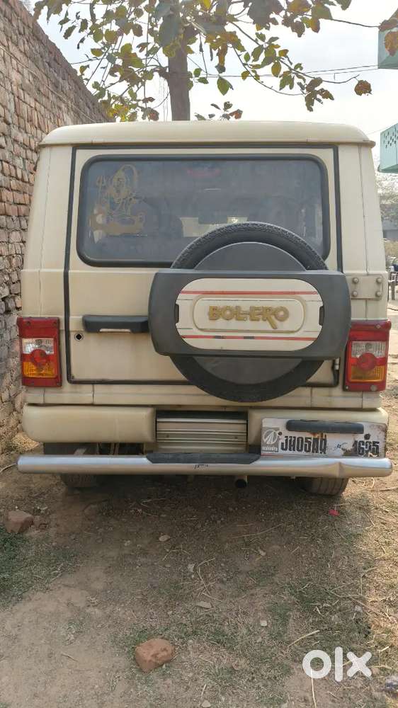 Mahindra Bolero 2012