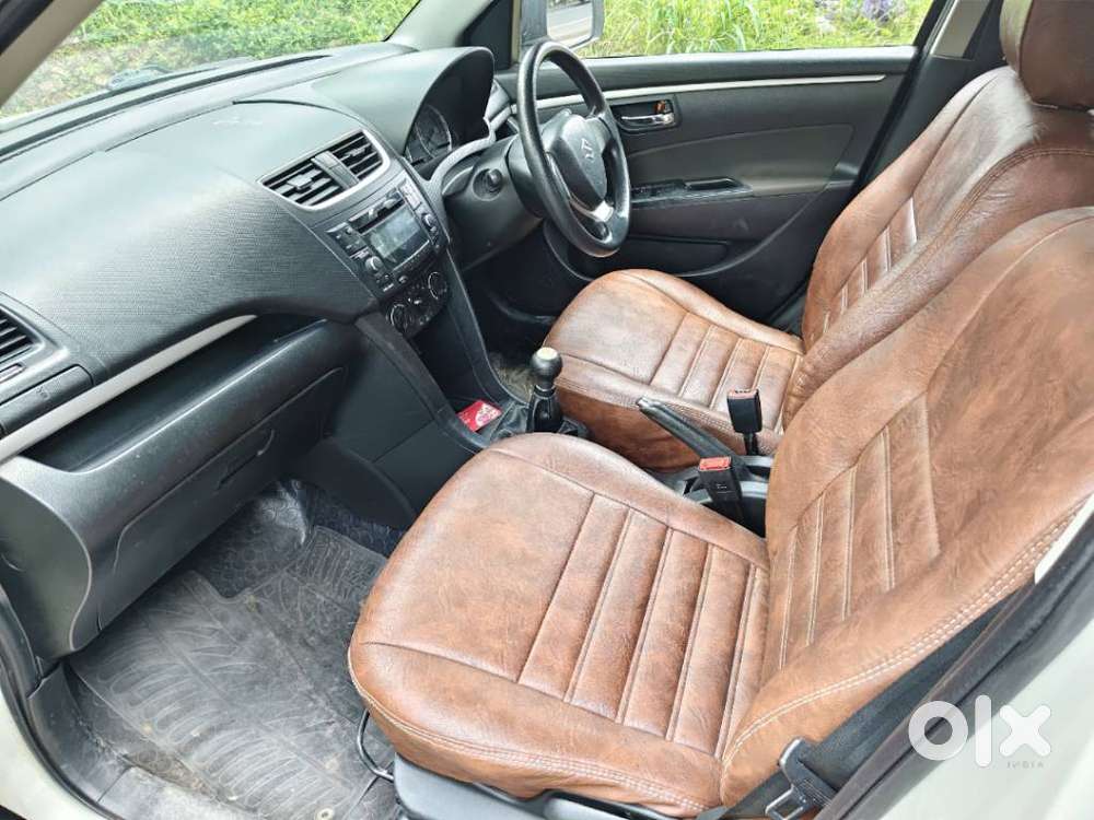 Maruti Suzuki Swift Vxi Abs Bsiv, 2015, Petrol