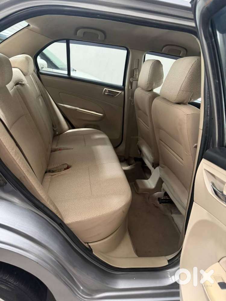 Maruti Suzuki Swift Dzire 1.2 Zxi Bsiv, 2013, Petrol