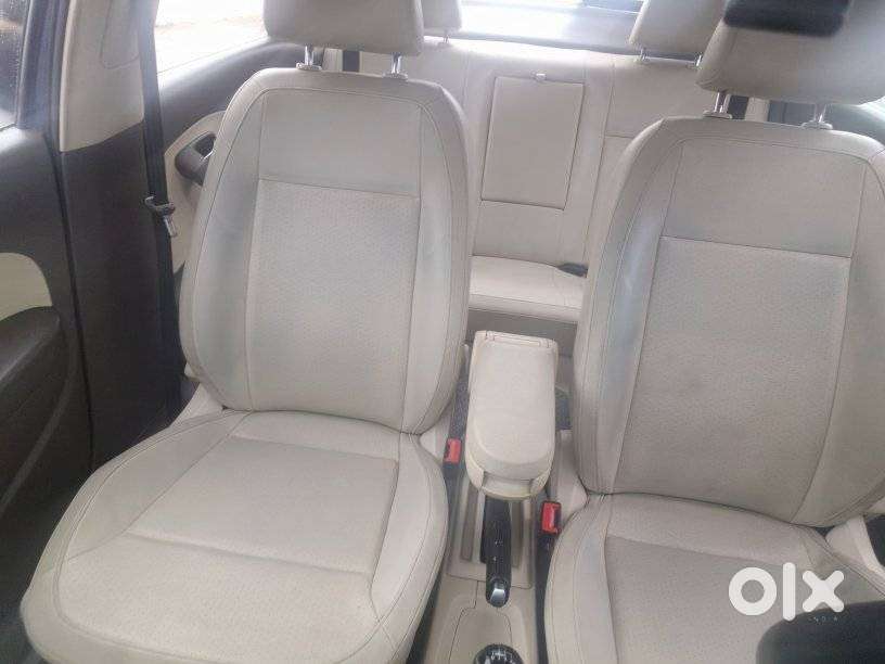 Volkswagen Vento Celeste 1.6 Highline, 2014, Diesel