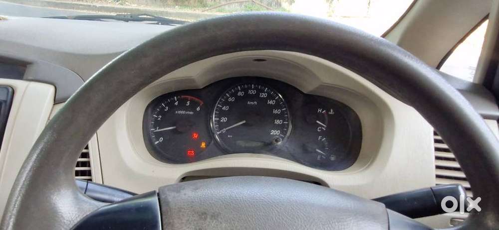 Toyota Innova 2.5 G (diesel) 7 Seater Bs Iv, 2013, Diesel