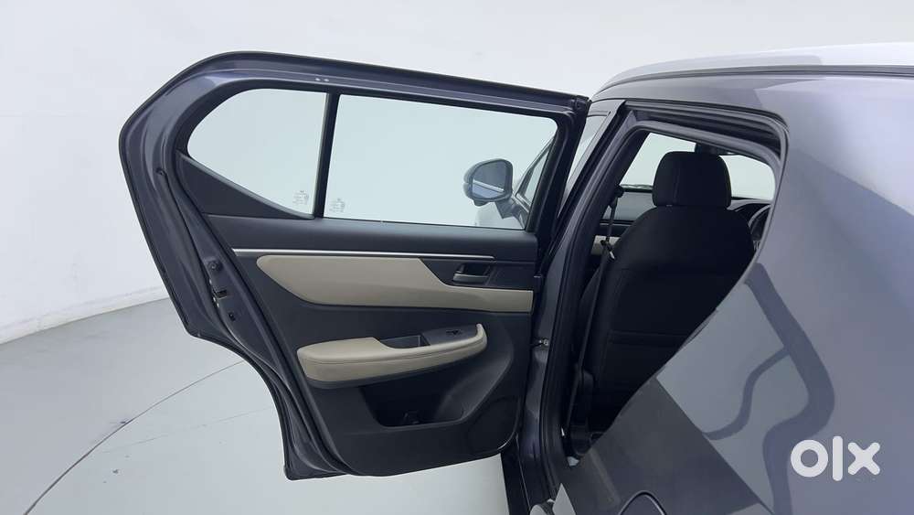 Honda Elevate Vx Mt, 2023, Petrol