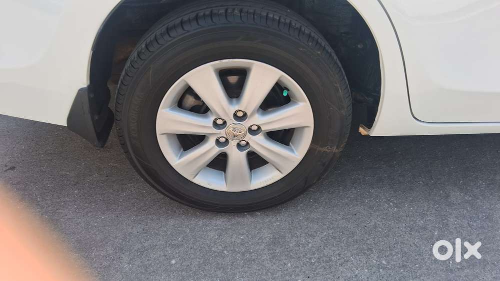 Toyota Corolla Altis 2010-2013 G, 2014, Petrol