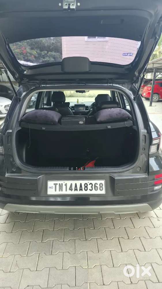 Hyundai Venue Sx(o) Diesel Manual  July 2022  First Owner  88k Kms