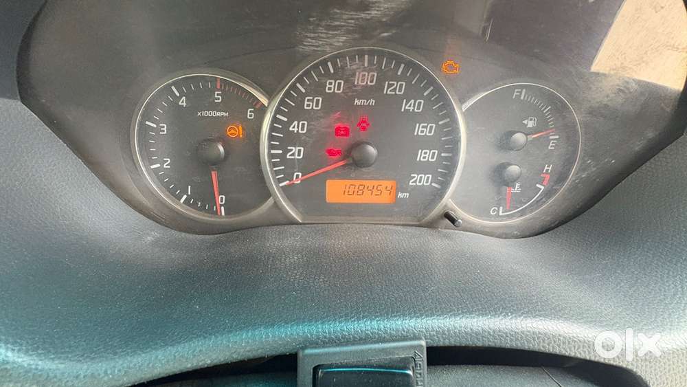 Swift 2010 Diesel Maruti /all 4 Tyres New /fc Insurance Laps