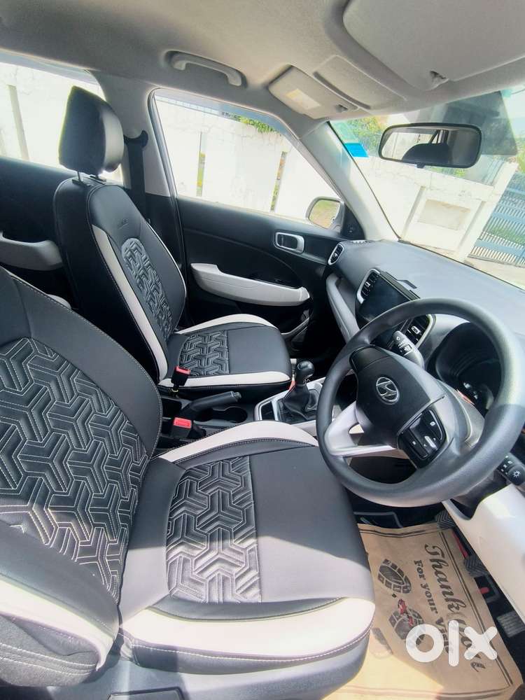 Hyundai Venue E 1.2 Petrol, 2025, Petrol
