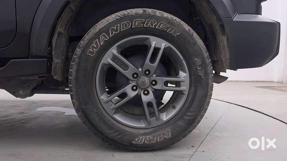 Mahindra Thar 2.0 Lx Hard Top Petrol At 4 Rwd, 2022, Petrol