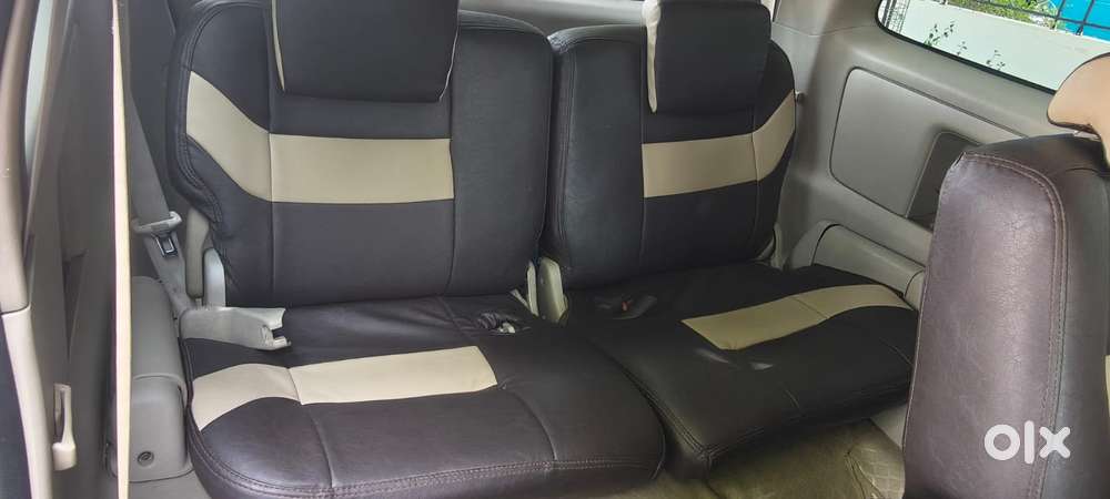 Toyota Innova 2.5 V 7 Str, 2011, Diesel