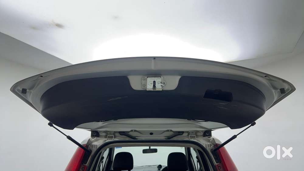Maruti Suzuki Ritz Vxi, 2015, Petrol