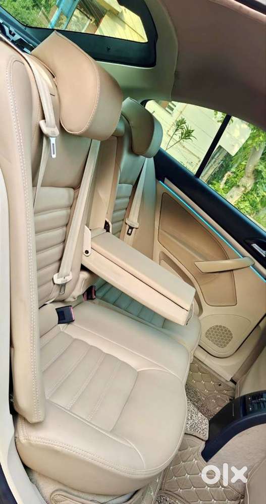 Skoda Laura Elegance 2.0 Tdi Cr At, 2012, Diesel