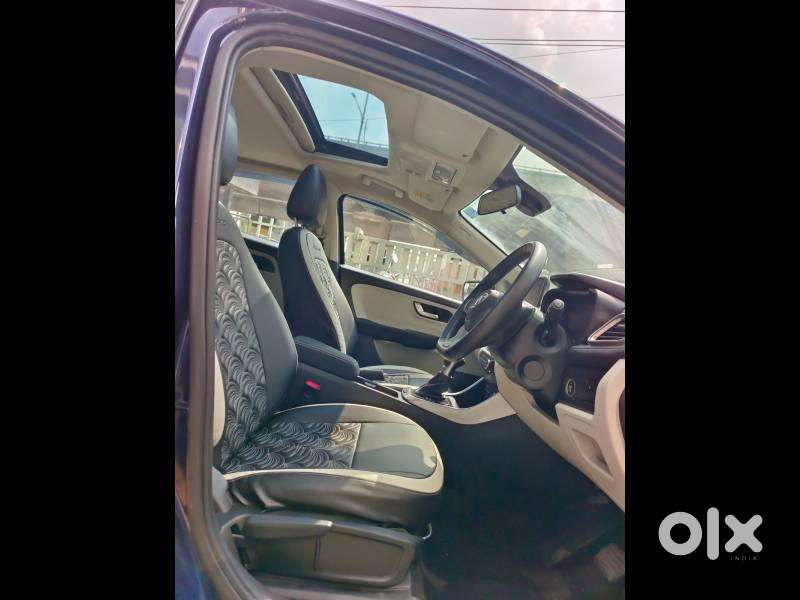 Tata Altroz Xza Plus (s), 2023, Petrol