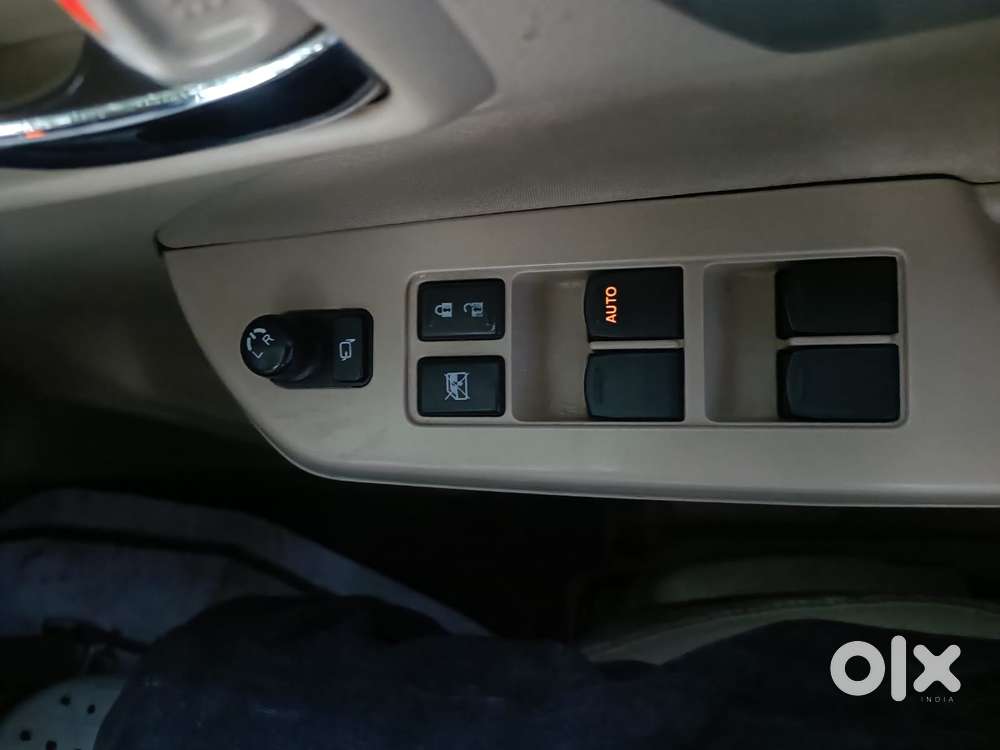 Maruti Suzuki Ertiga Zxi Plus Shvs, 2016, Petrol