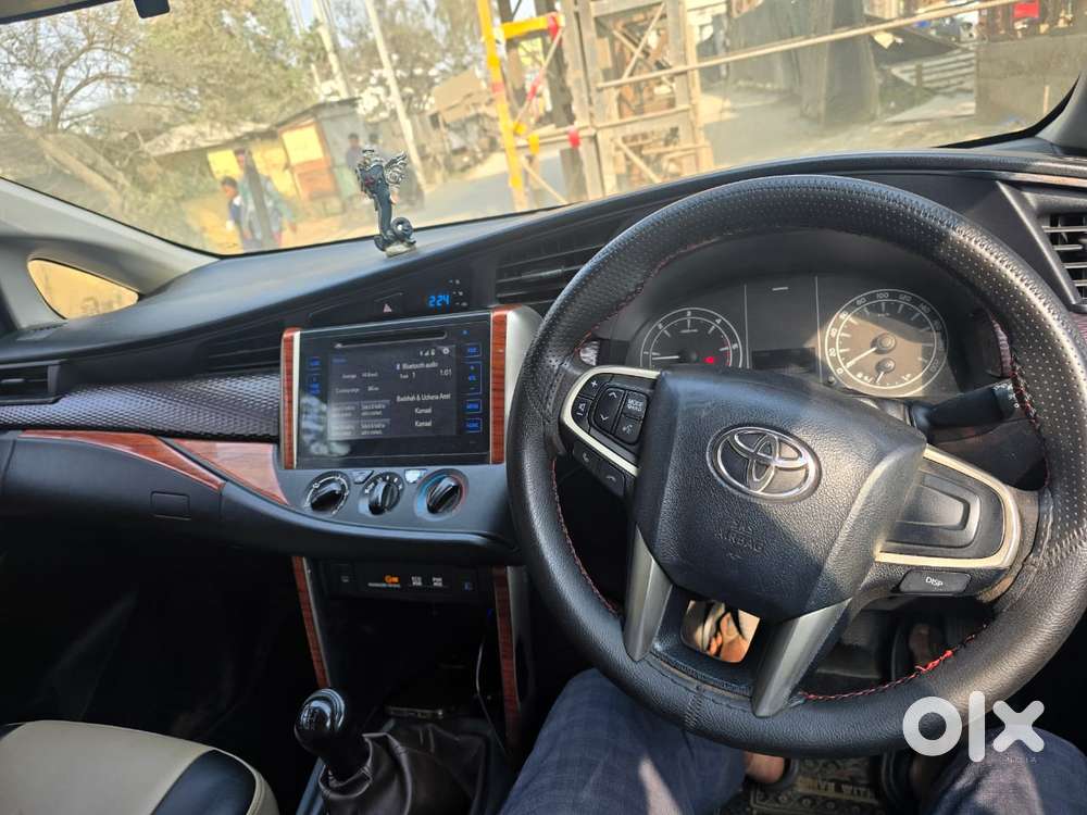 Toyota Innova Crysta 2.4 G Mt, 2019, Diesel